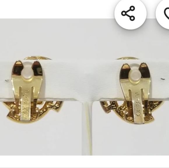 EUC Vintage 80s PAOLO (Gucci) gold tone spiral clip-on earrings - Picture 6 of 6